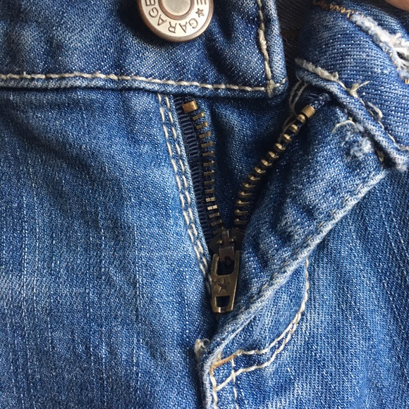 Garage mid-low rise ripped jeans in size 1 - Picture 8 of 10